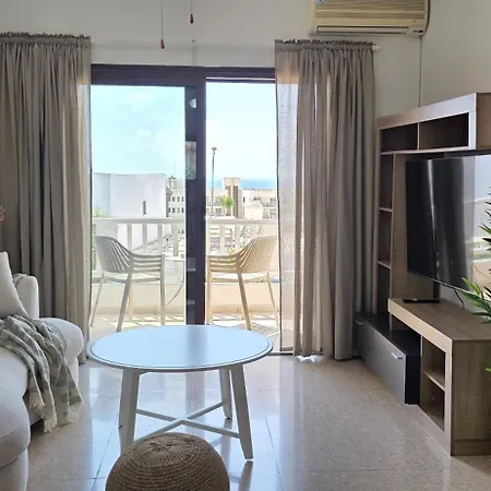 Kings Garden By Staycom Apartman Paphos