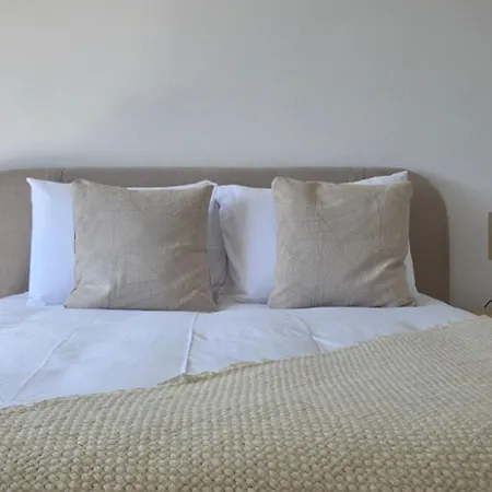 Kings Garden By Staycom Apartament
